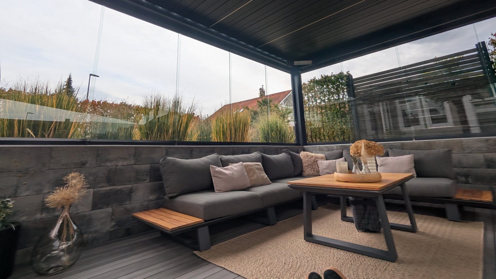 Bioklimatische Pergola aus Aluminium.